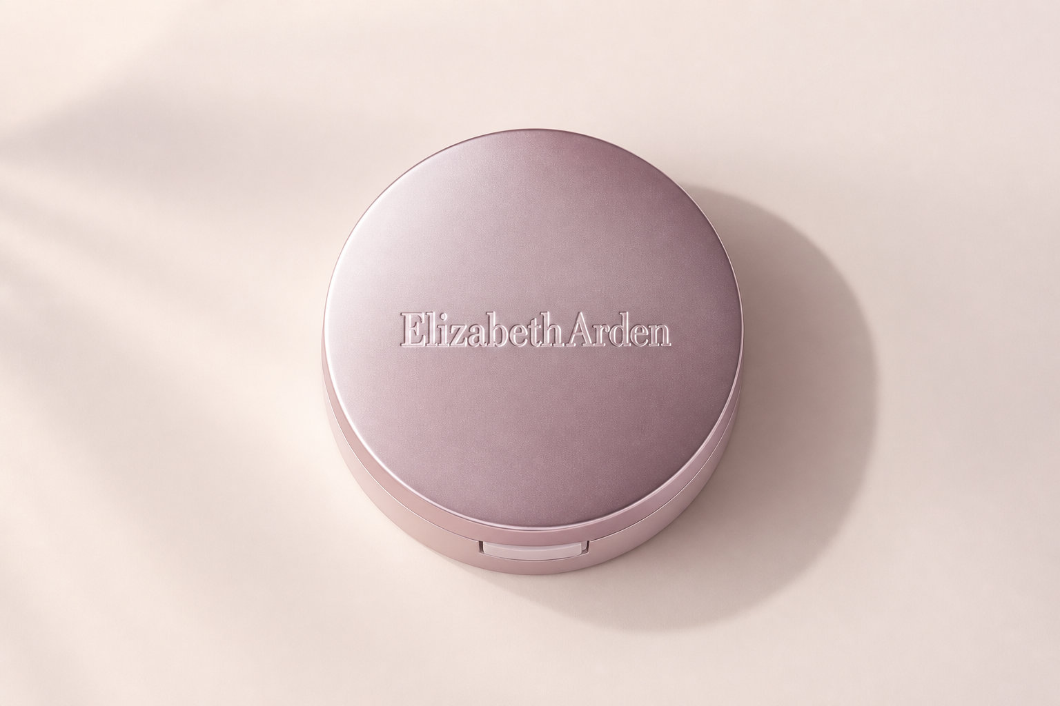 Elizabeth Arden Mineral Powder : le soin aux vitamines et eau de mer