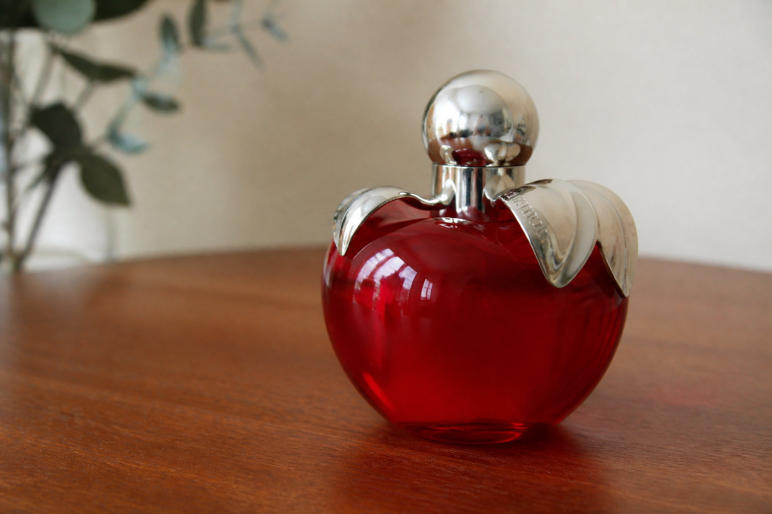 Nina de Nina Ricci, la légèreté de la pomme d'amour